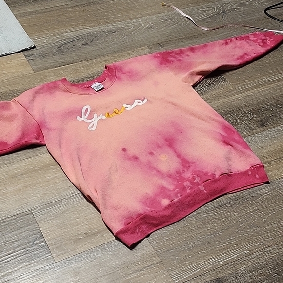 Guess Women's Pink and Red Ombre Sweater - Picture 5 of 9